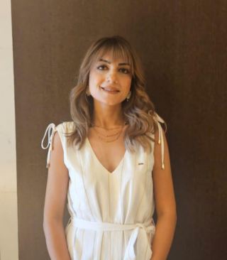 https://kompozit.org.tr/wp-content/uploads/2025/09/ezgi-gelmez-320x366.png